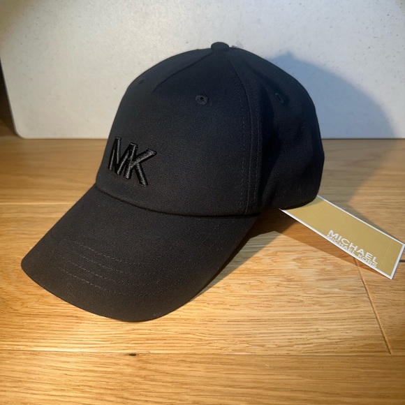 Michael Kors Logo Baseball Hat - Picture 2 of 4